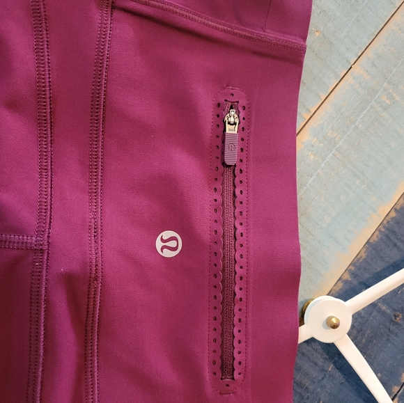 Lululemon pants mind over miles size 2 Activewear. Marvelous colour - Picture 4 of 6